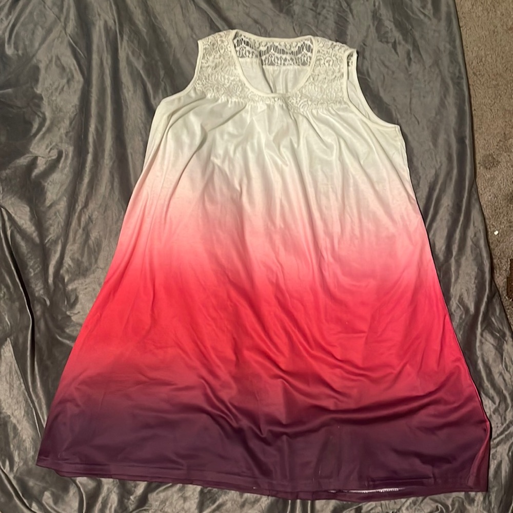 White to purple gradient dress in size 2XL